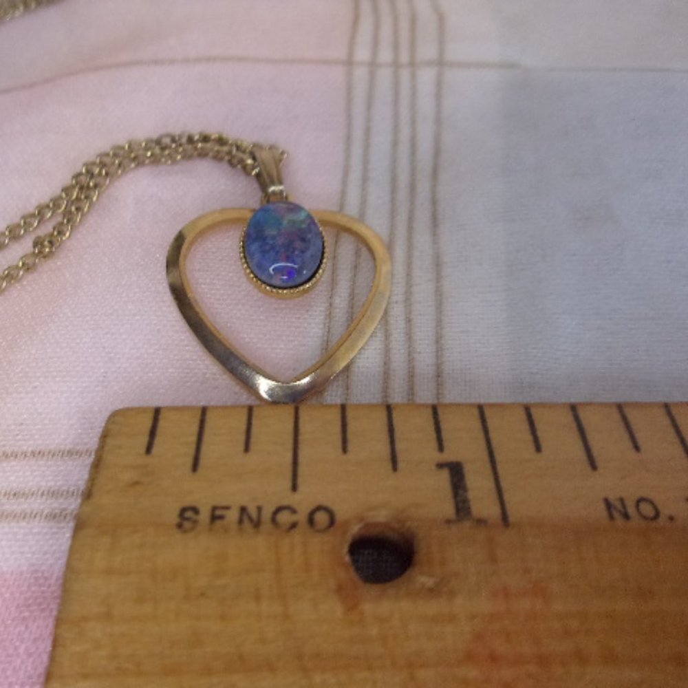 Faux Opal Gold Tone Heart Pendant Necklace 18" L - Picture 6 of 8
